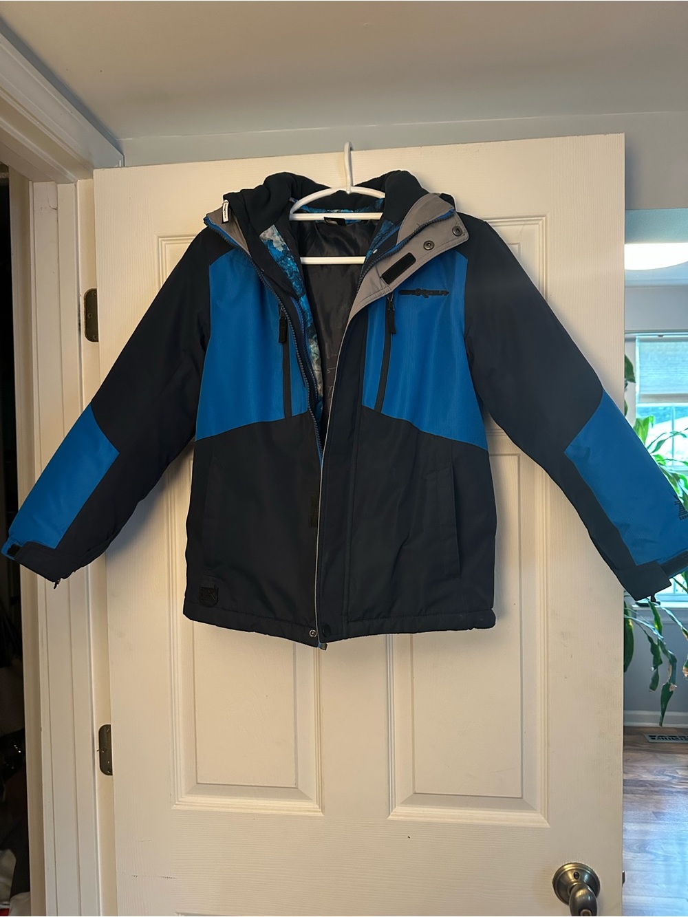 ZeroXposur Blue & Black Kids Hooded Puffer Coat